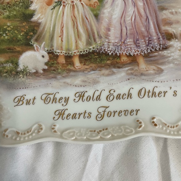 The Bradford Exchange Vintage Sisters plate - Picture 7 of 8